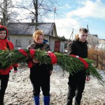 Возложение гирлянды Славы